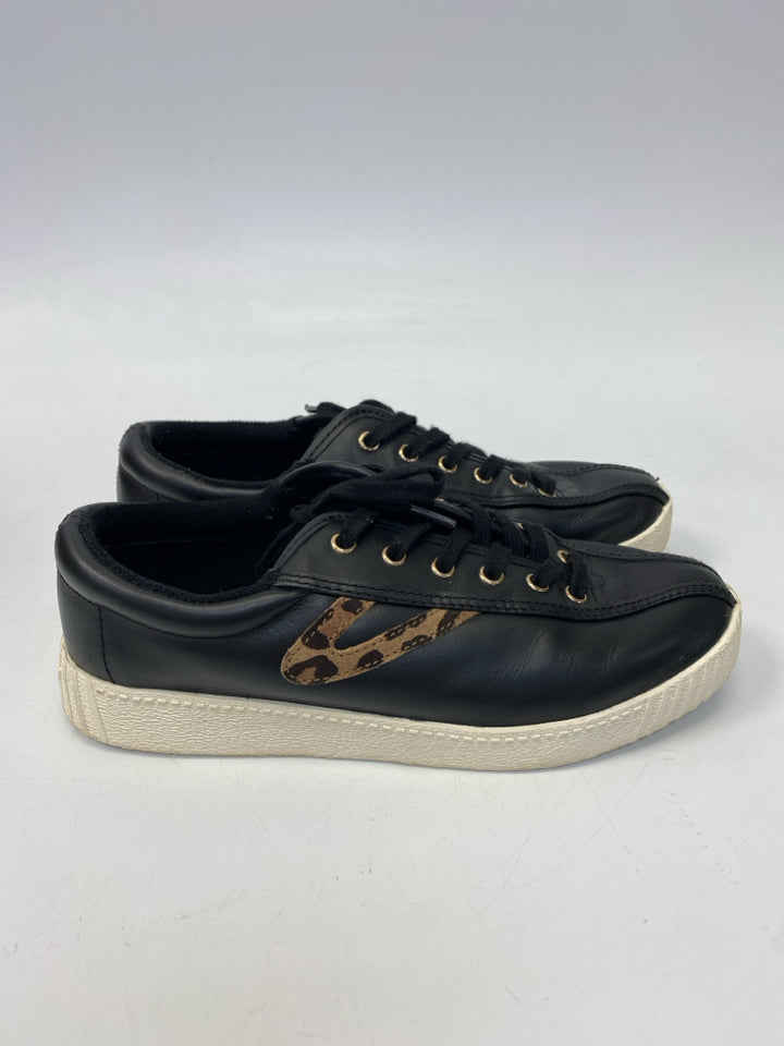 Tretorn  Size 7 Black Lace-up Sneakers