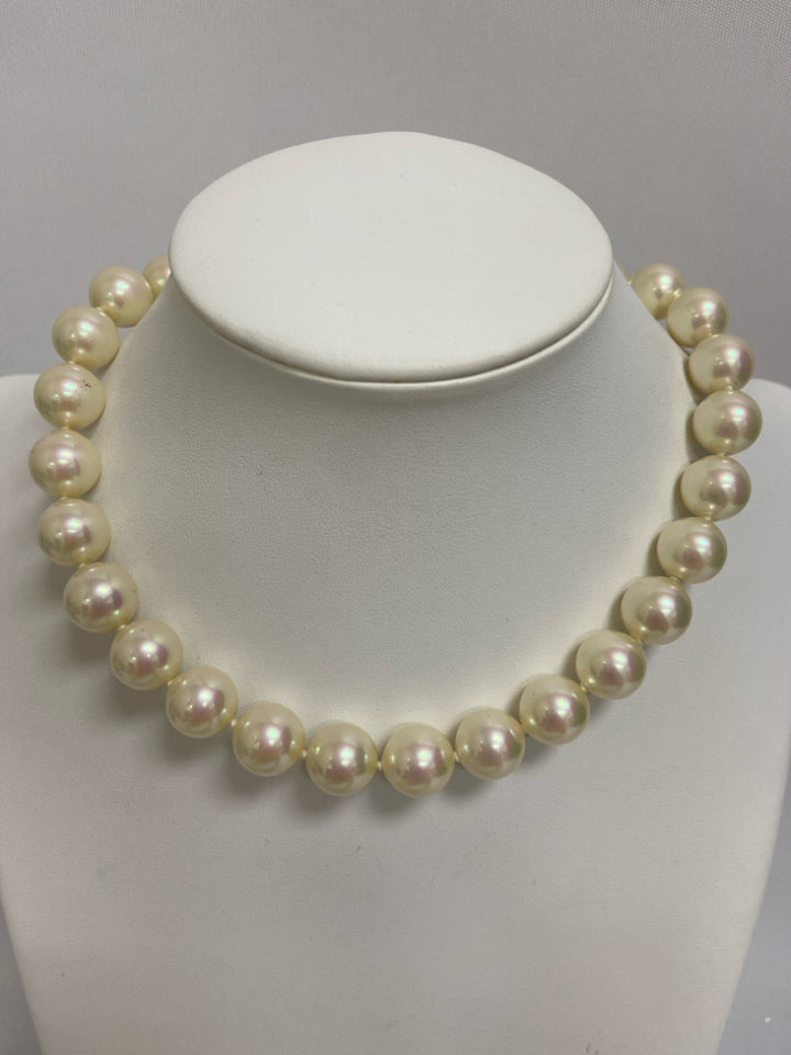Dior Champagne Gold Color Jeweled Necklace