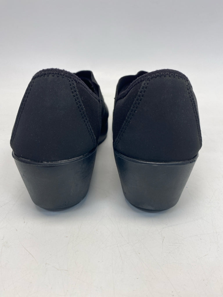 Crocs US Shoe Size 7 Black Flats