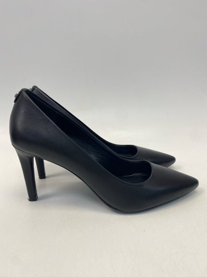 Michael Kors US Shoe Size 8.5 Black Heels
