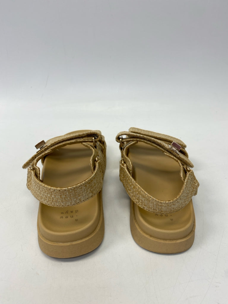 a new day  Size 8 Cream Sandals