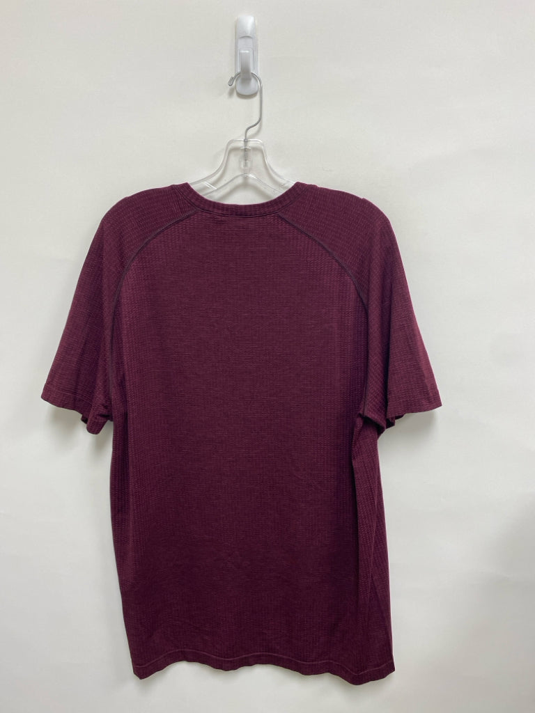 Lululemon Size XL Burgundy Men&