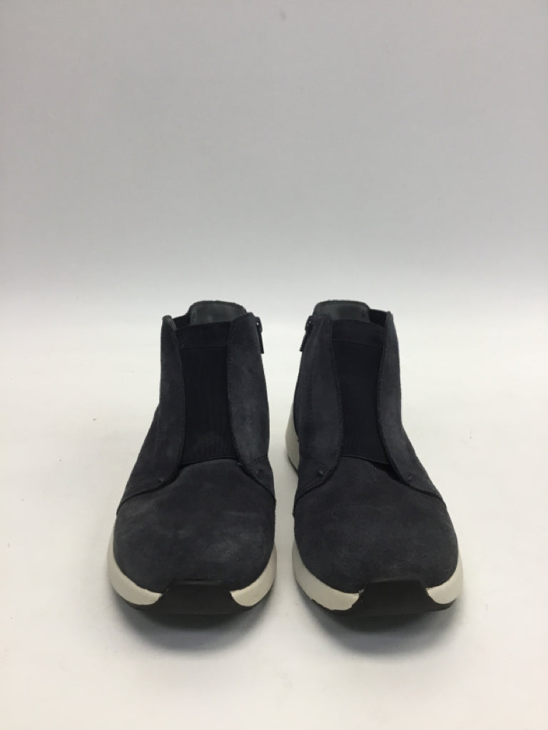 OTBT US Shoe Size 7.5 Navy Suede Sneakers
