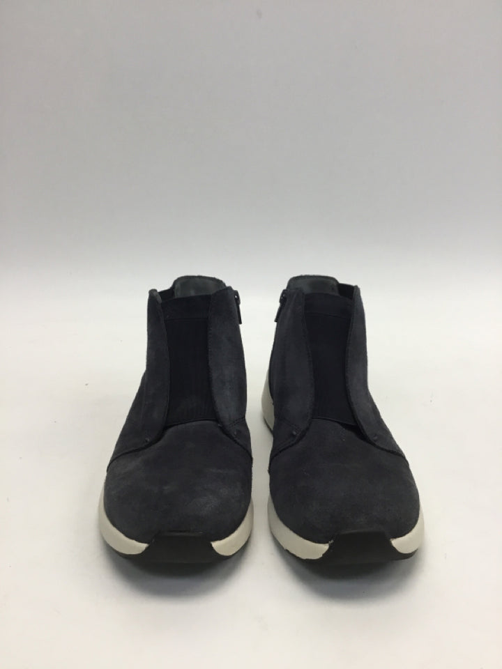 OTBT US Shoe Size 7.5 Navy Suede Sneakers