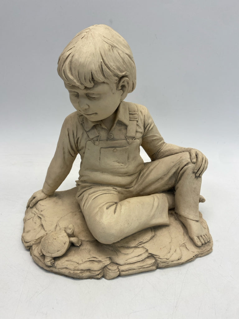 Austin Sculptures Cream Sculpture