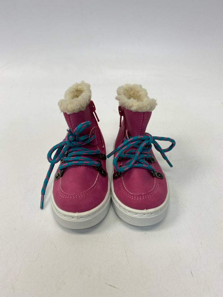 SIZE 6 Pink Lace-Up Girl&