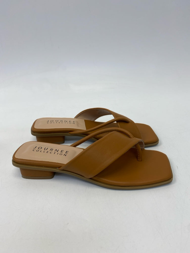 Journee  Size 8 Butterscotch Sandals