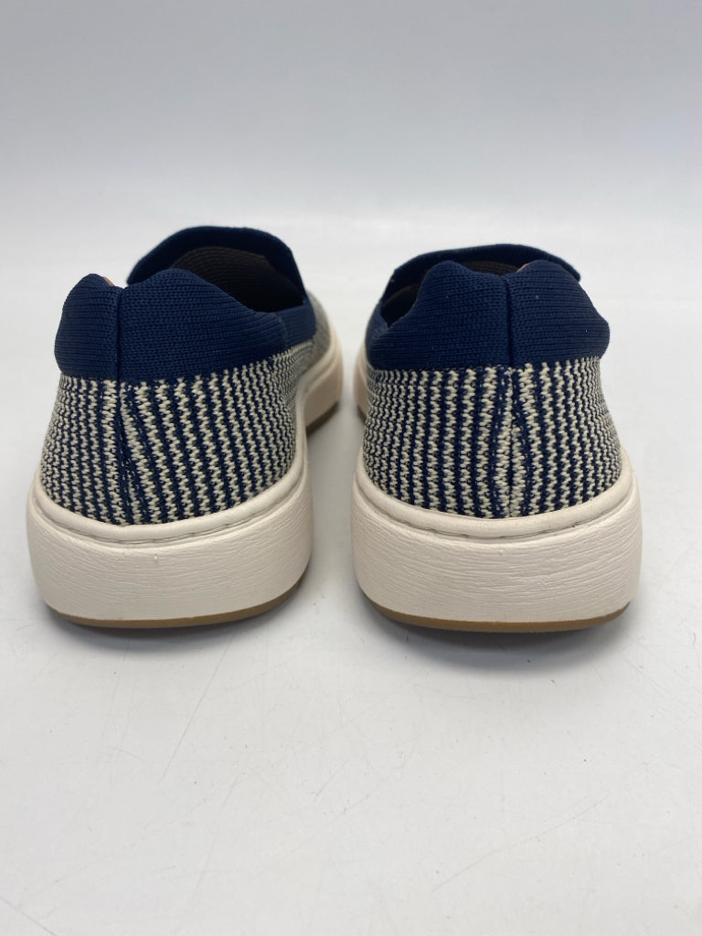 Sofft  Size 7 Cream Navy Stripe(s) Knit Sneakers