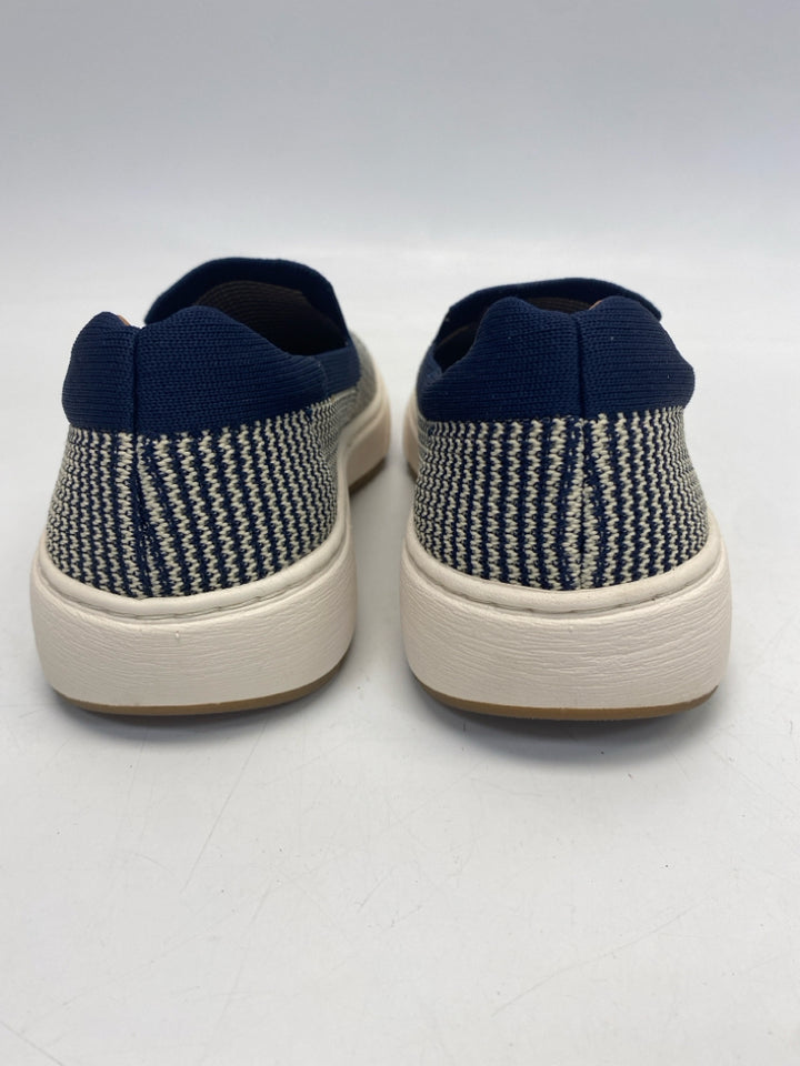 Sofft  Size 7 Cream Navy Stripe(s) Knit Sneakers
