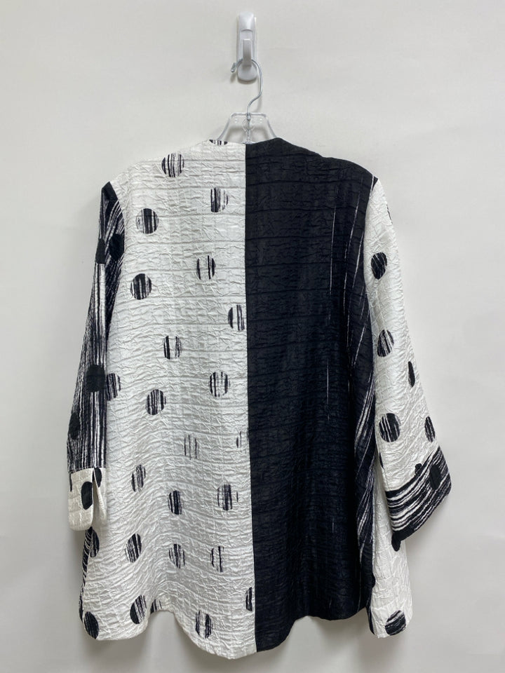 joseph ribkoff Size 12 White/Black Dots/Stripes Button Up Ladies Jacket