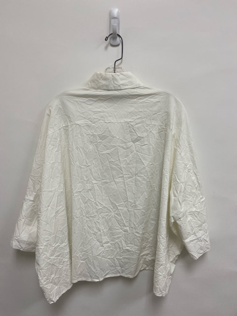 MOONLIGHT Y&amp;S FASHION Size S White Button Up Ladies Top