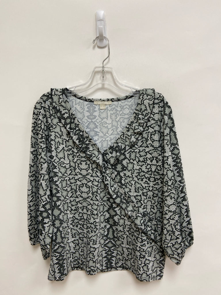 NWT Sunny Leigh Size S Gray/White Black Mosaic Ladies Top