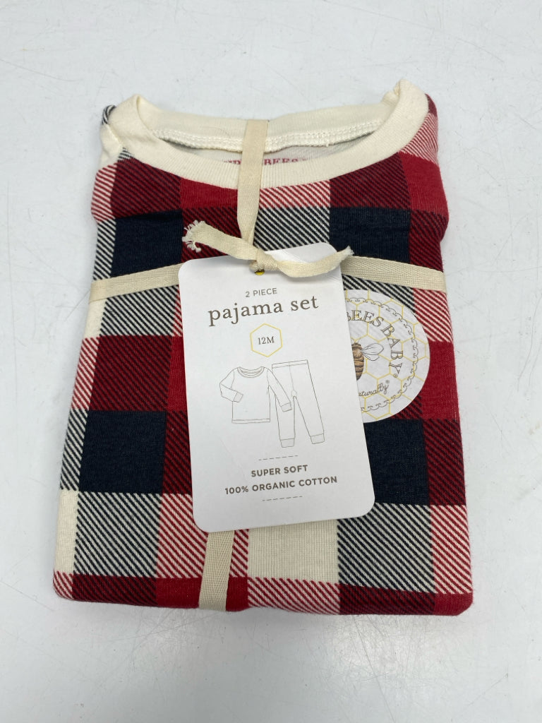 NWT Burt&