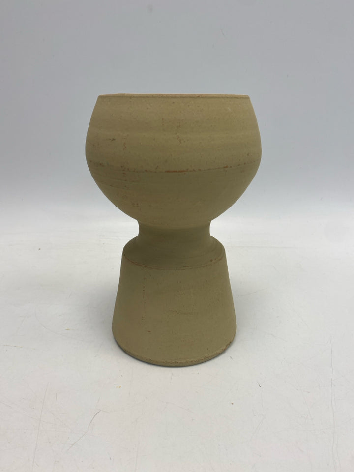 Tan Planter