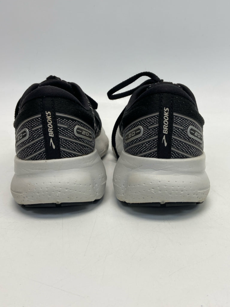 Brooks  Size 8 Black Lace-up Sneakers
