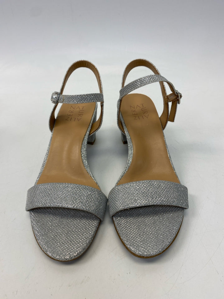 NWOT Naturalizer  Size 7.5 Silver Shimmery Sandals