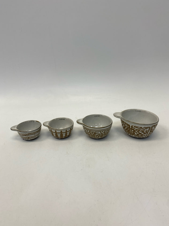 Tan Brown Pottery Measuring Cups