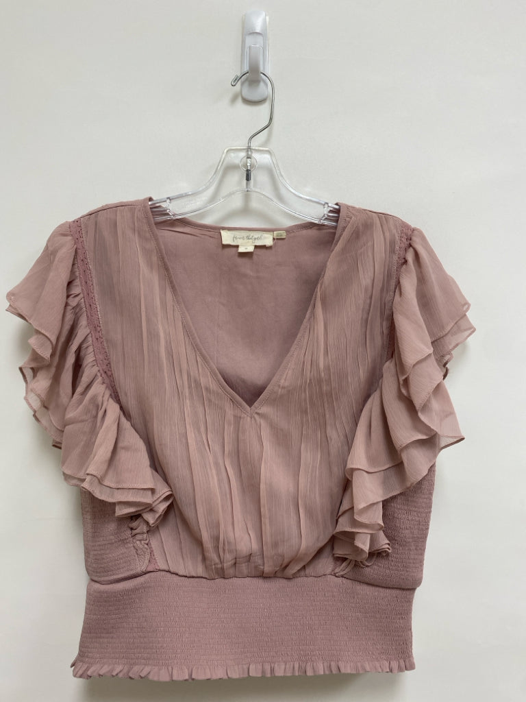 forever that girl Size M Dusty Rose Crinkle Cropped Ladies Top