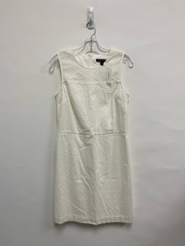 NWT Banana Republic Size 6 White Sleeveless Eyelet Ladies Dress