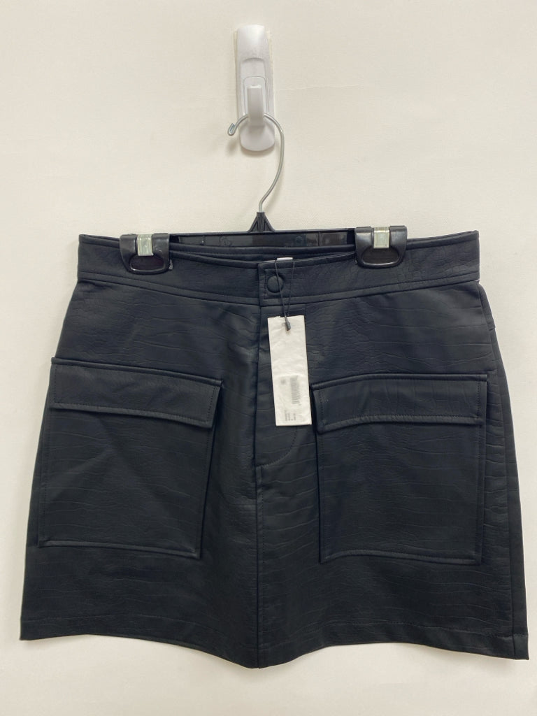 NWT Steve Madden Size 8 Black Pocket(s) Faux Leather Ladies Skirt