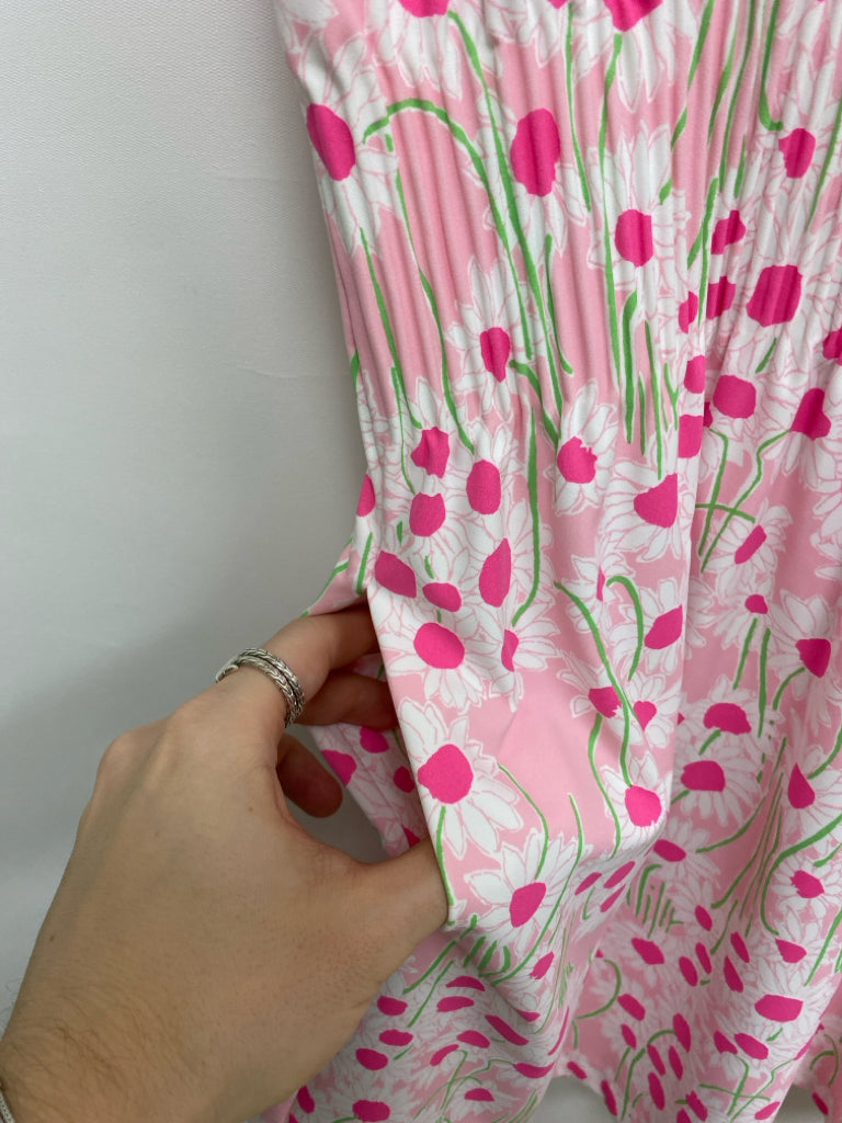 NWT LILLY PULITZER Size M Pale Pink White/Green Flowers Ladies 2pc Dress