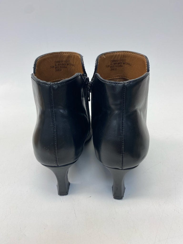 Sofft US Shoe Size 7.5 Black Side Zipper Boots