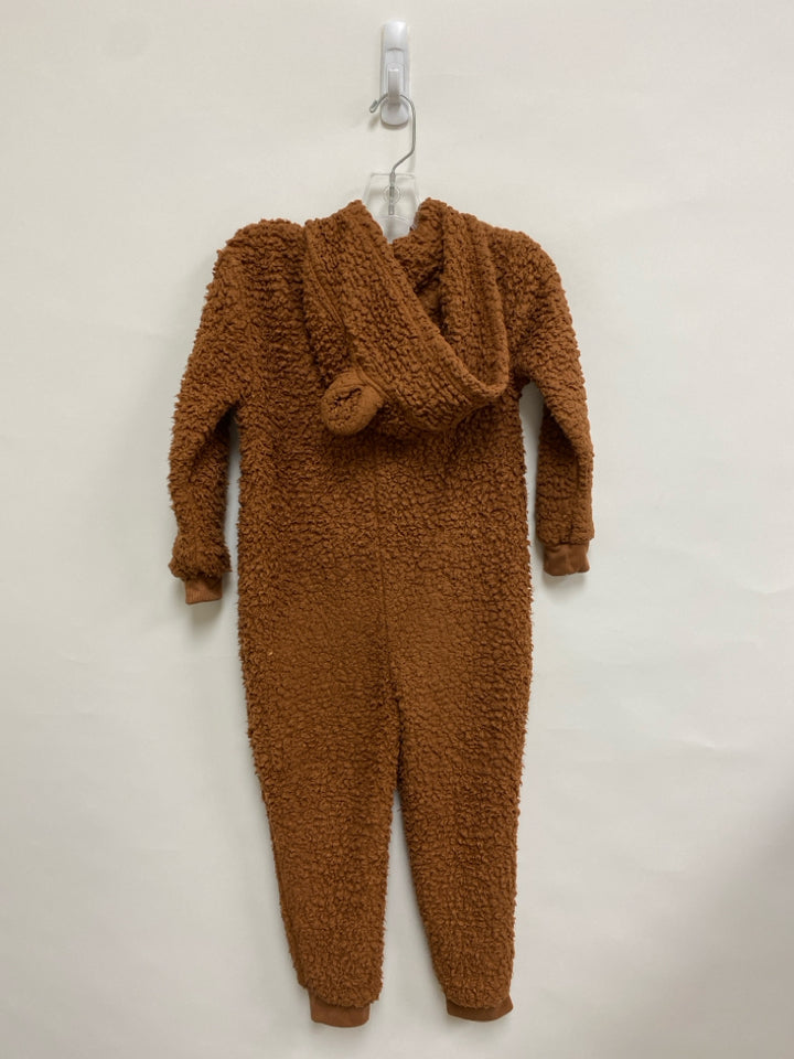 Cat &amp; Jack SIZE 4/5 Brown Girl&