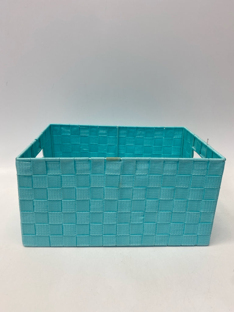 Aqua Basket