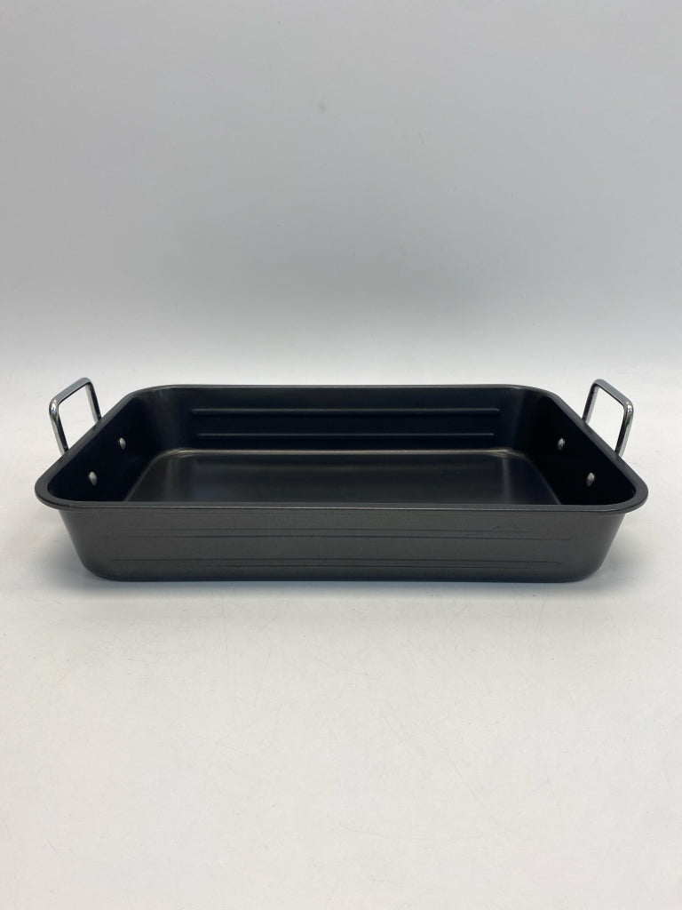 Charcoal Metal Bakeware