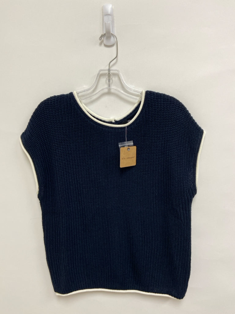 NWT blu pepper Size L Dark Navy White Trimmed Short Sleeve Ladies Sweater