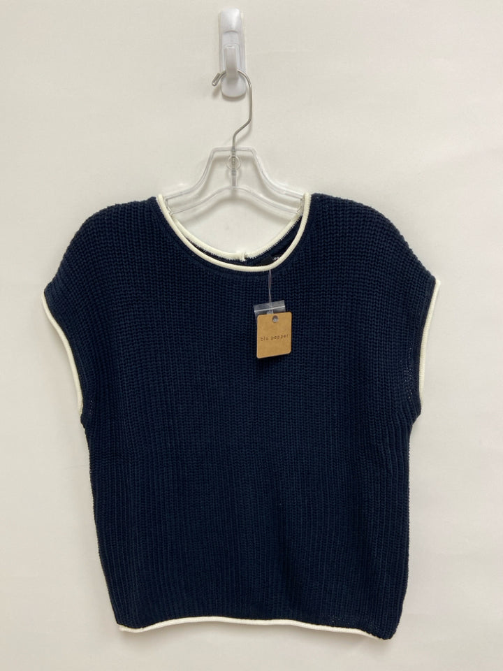 NWT blu pepper Size L Dark Navy White Trimmed Short Sleeve Ladies Sweater