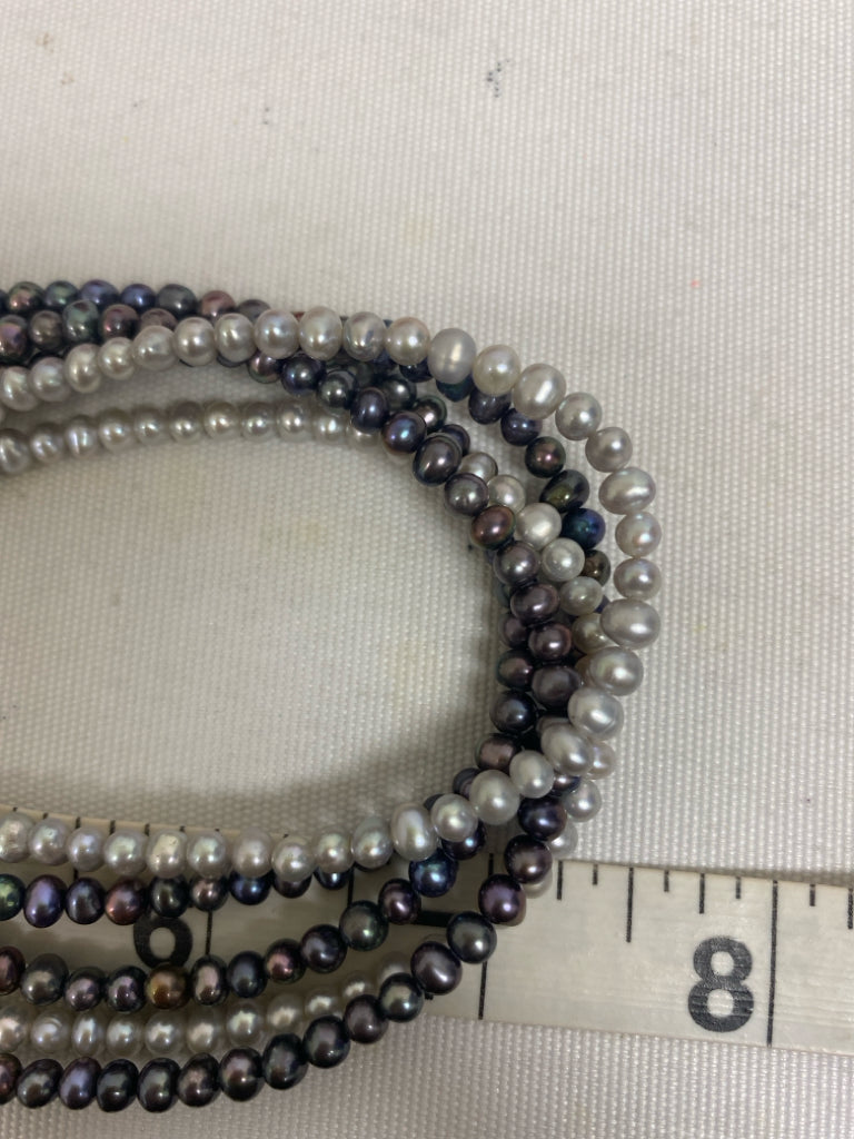 Silpada Pearl Gray/Cream Pearl Necklace