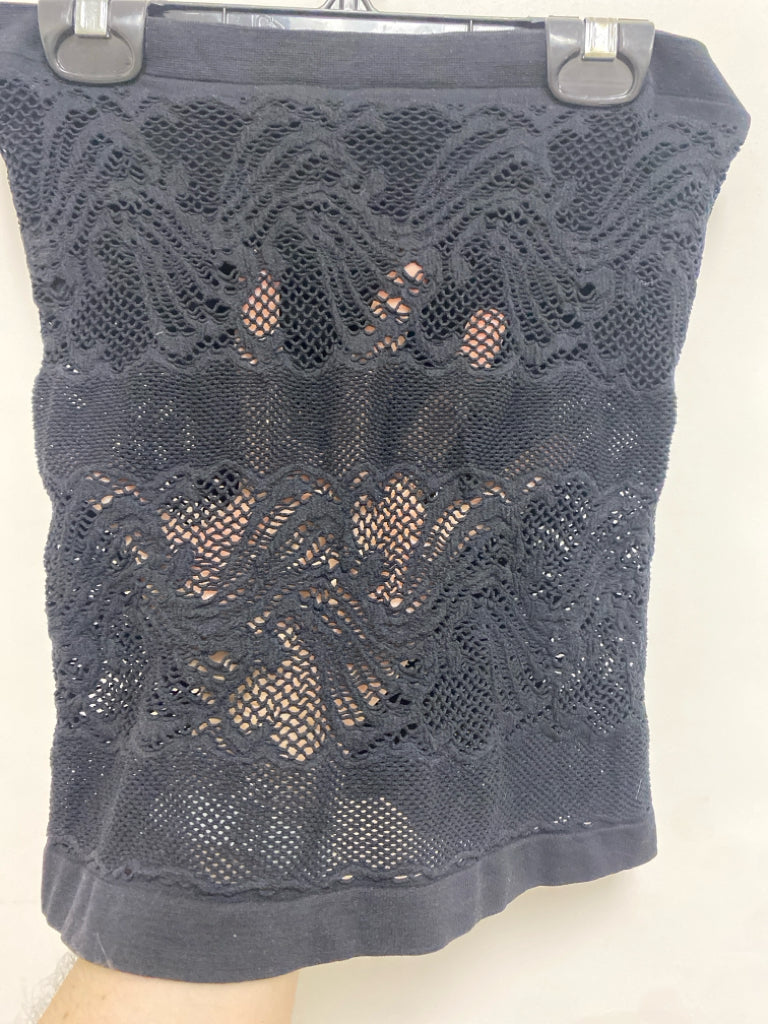 Free People Size XS Black Cut-Out Ladies Top