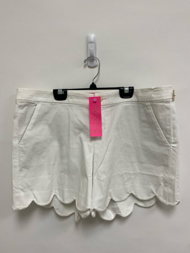 NWT LILLY PULITZER Size 12 White Ladies Shorts