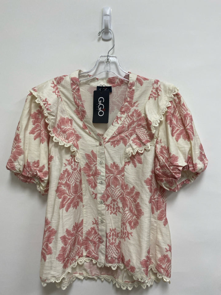 NWT GiGiO Size S Cream Pink Flowers Puff Sleeve Ladies Top