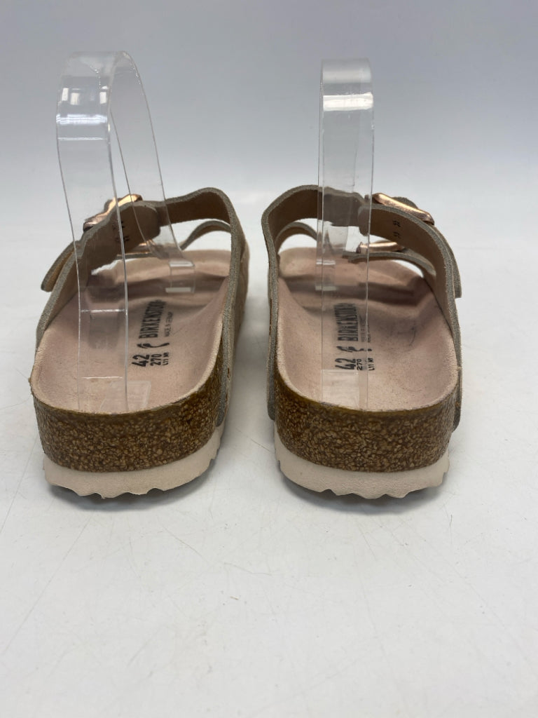 Birkenstock EU Shoe Size 40 US Shoe Size 11 Tan Rose Gold Metallic Sandals