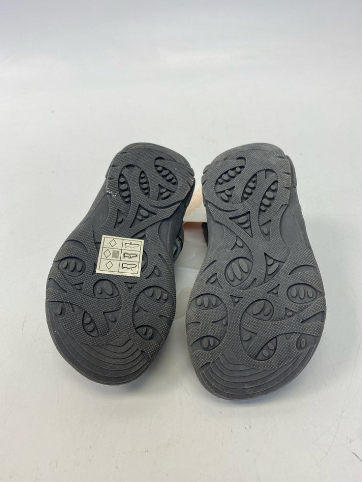 NWT Gymboree SIZE 7 Gray Boy&