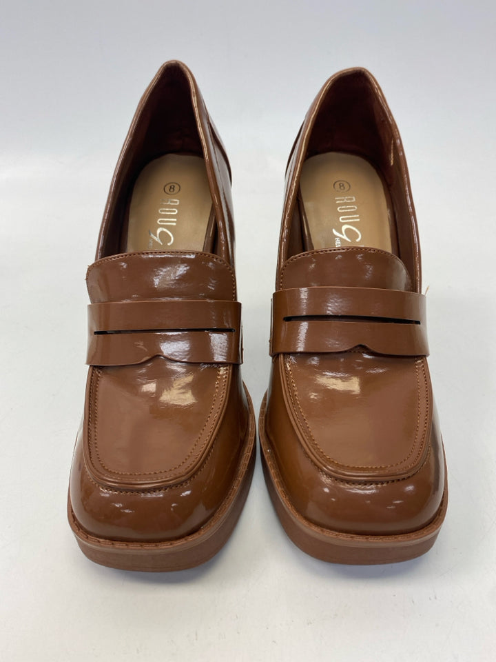 Rouge Helium  Size 8 Brown Patent Heels