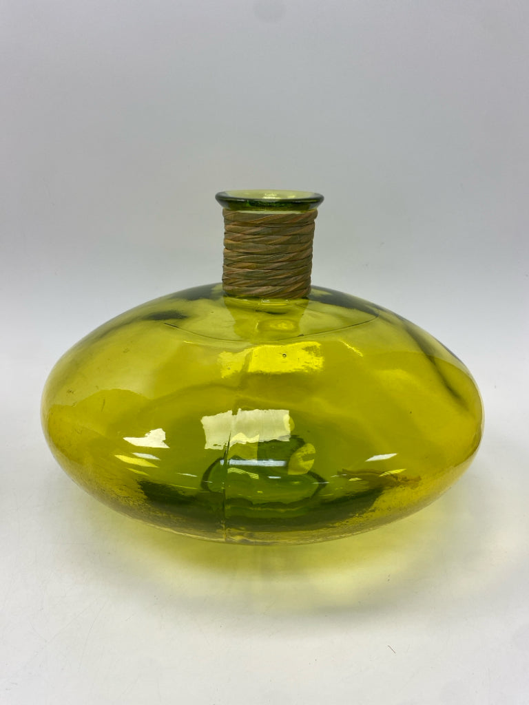Chartreuse Natural Ropes Glass Vase