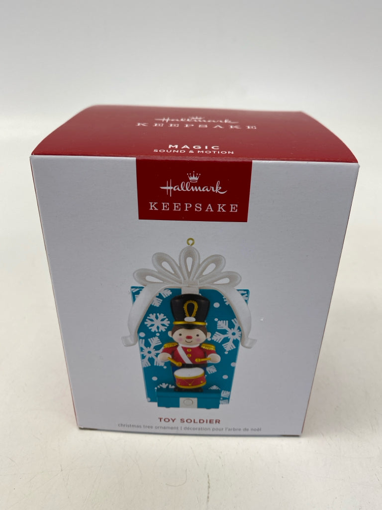 NEW/BOX Hallmark Ornaments