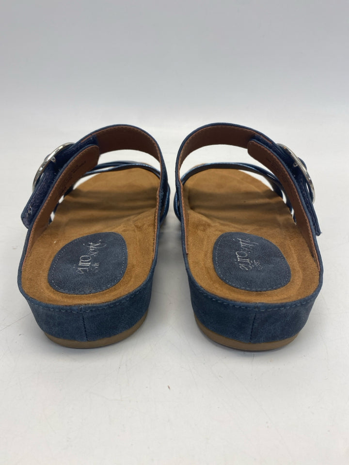Sofft  Size 9 Navy Sandals