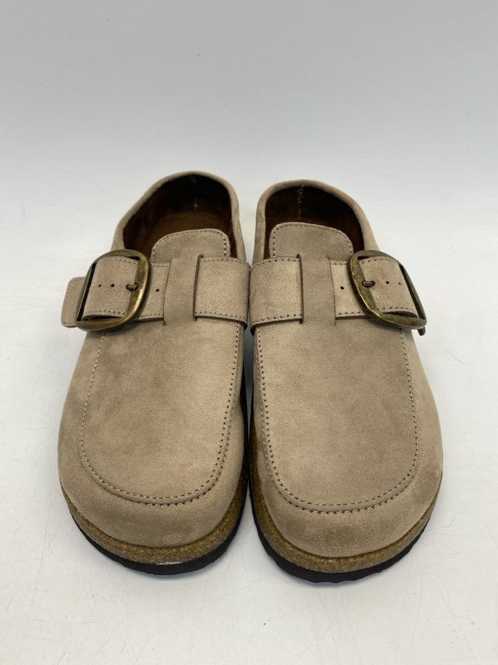 NWOT White Mountain US Shoe Size 8 Brown Buckle(s) Flats