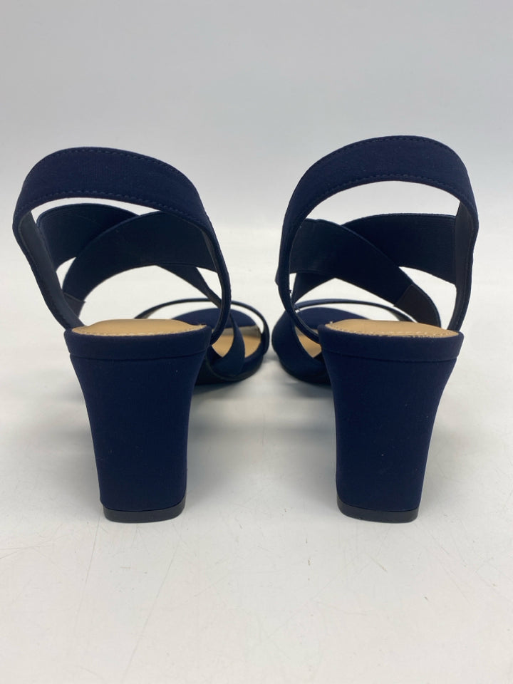 NWOT Lauren Blakwell  Size 8 Navy Sandals