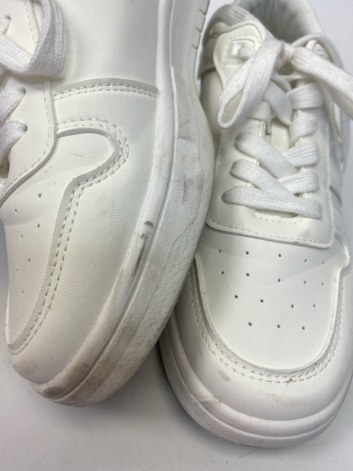 Vintage Havana  Size 8 White Lace-up Sneakers