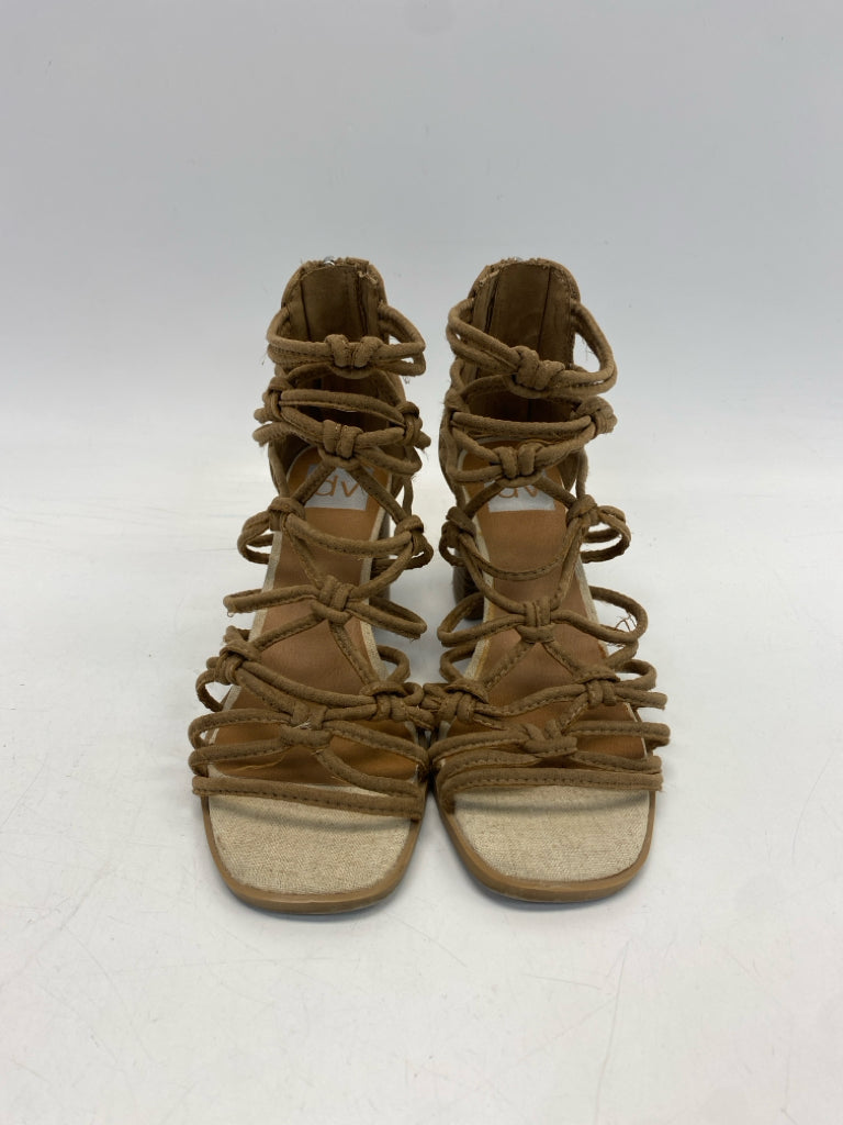 Dolce Vita  Size 6.5 Brown Sandals