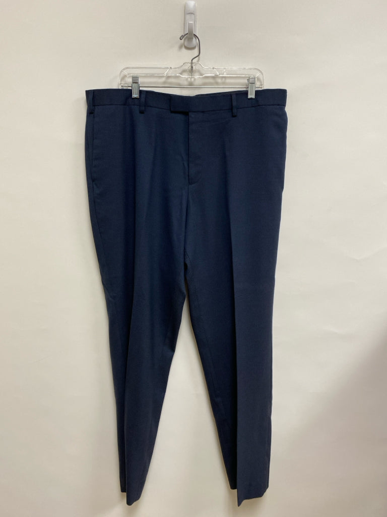 Banana Republic Size 38 Navy Men&