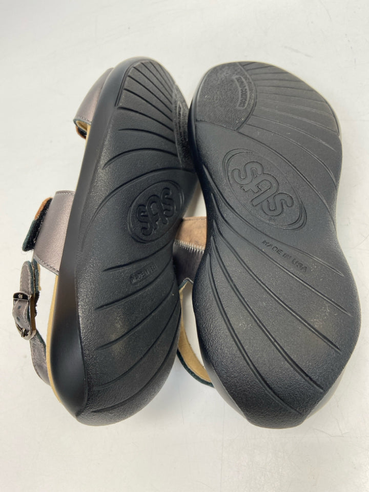 NWOT Sas  Size 9 Pewter Bronze Sandals