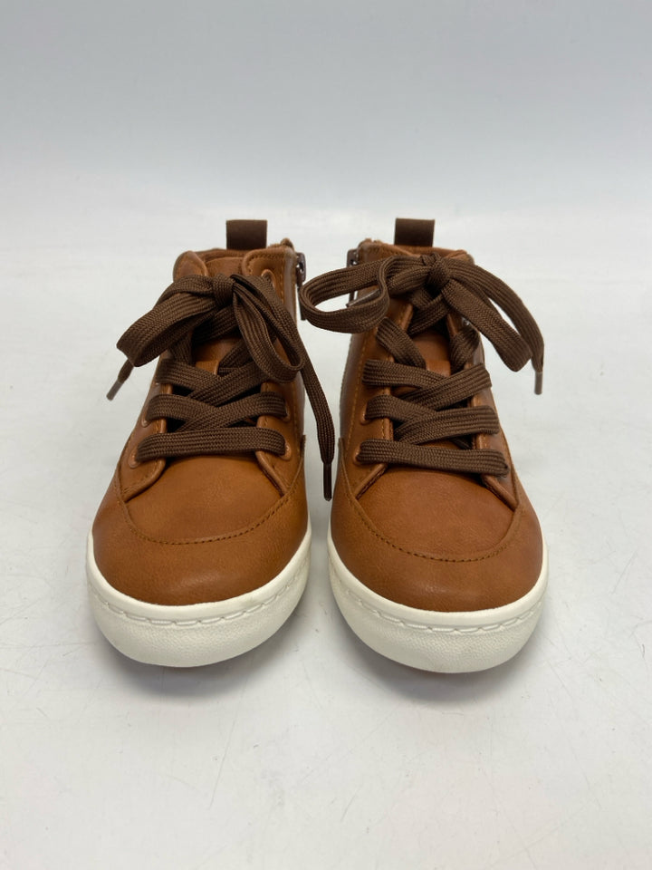 NWOT Cat &amp; Jack SIZE 10 Brown Lace-Up Boy&