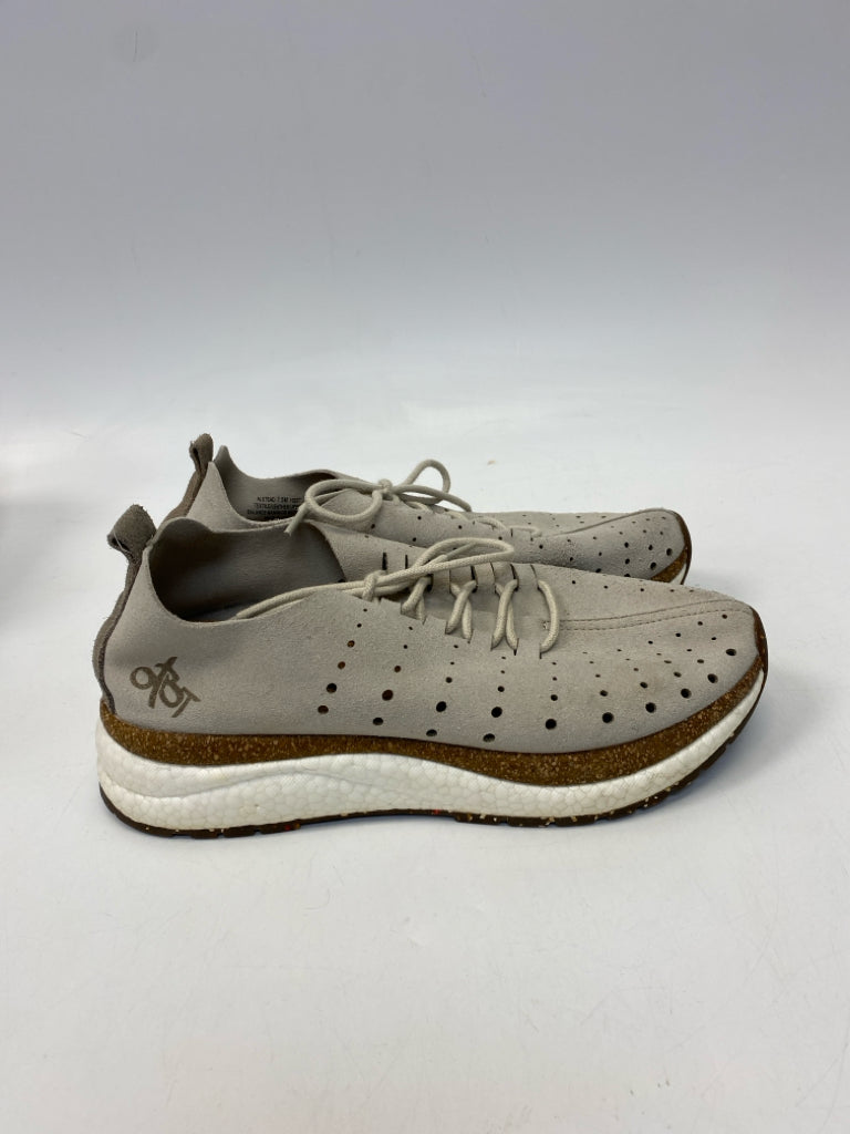 OTBT  Size 7.5 Tan Lace-up Sneakers