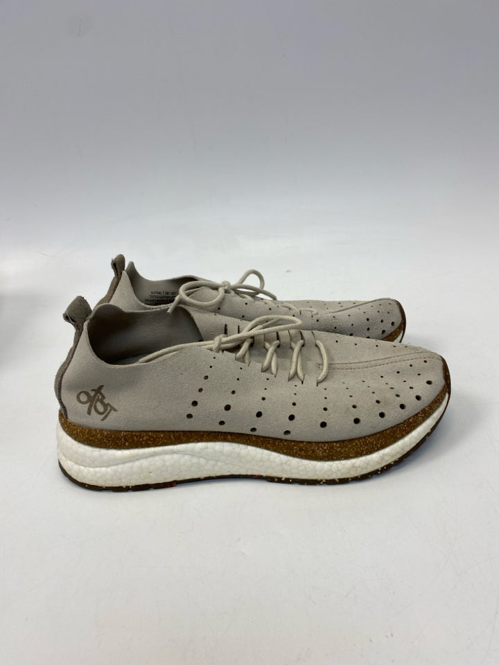 OTBT  Size 7.5 Tan Lace-up Sneakers